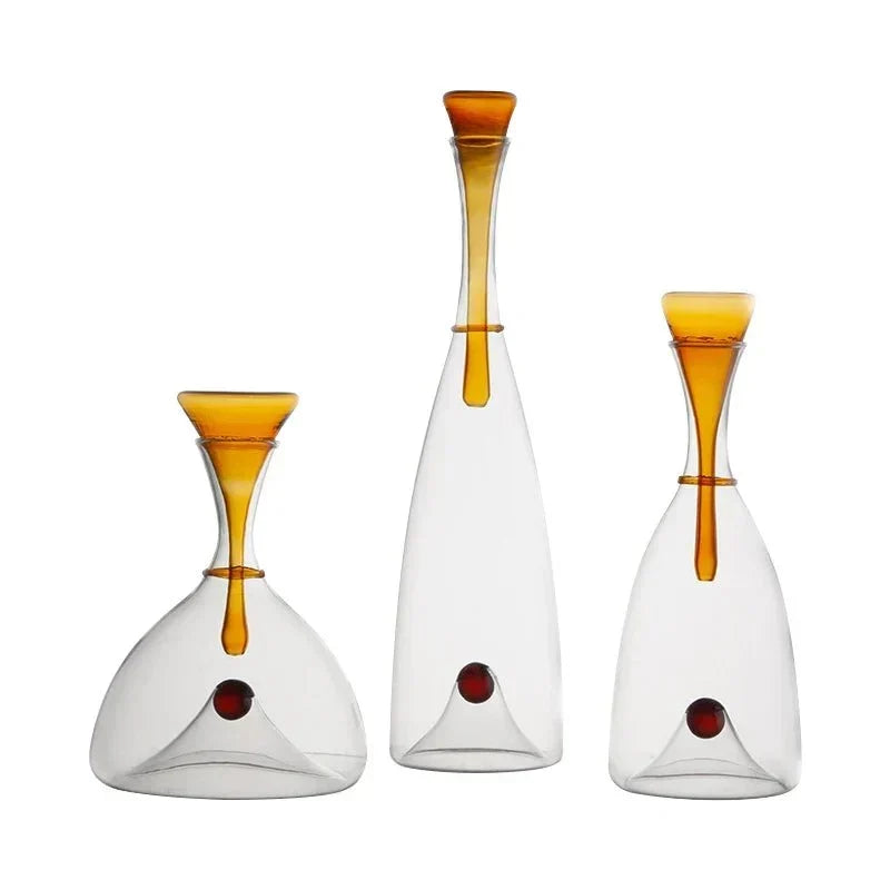Hand Blown Curved Glass Wine Decanter With Sphere Stopper
