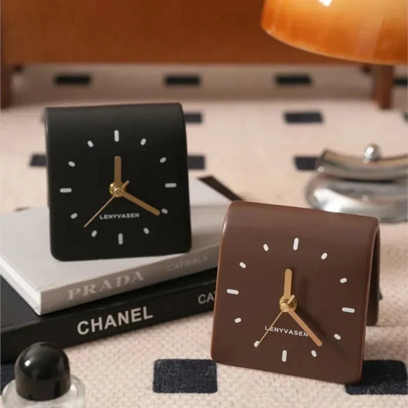 Arched Silhouette Ceramic Silent Quartz Table Clock