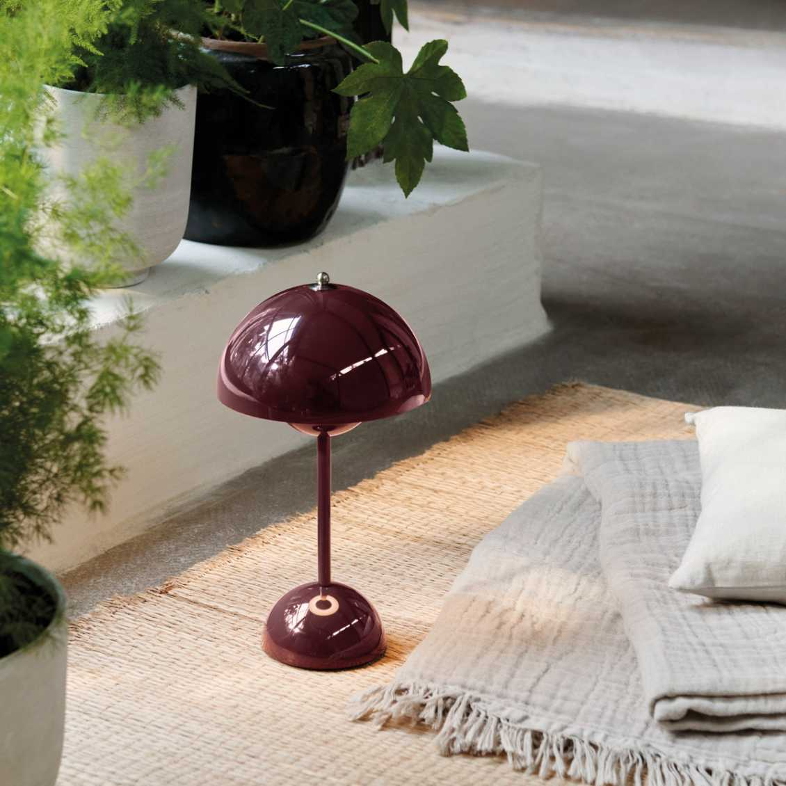 Wireless Rechargeable Dimmable Sphere Globe Table Lamp