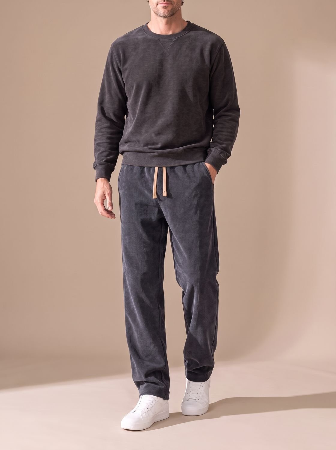 Men's Relaxed Straight-Leg Corduroy Drawstring Trousers