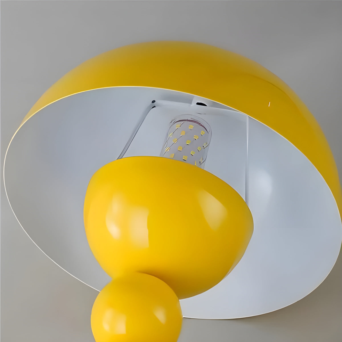 Scandinavian Flower Bud Minimalist Dimmable Bedside Table Lamp