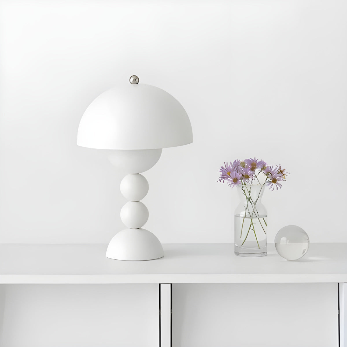 Scandinavian Flower Bud Minimalist Dimmable Bedside Table Lamp
