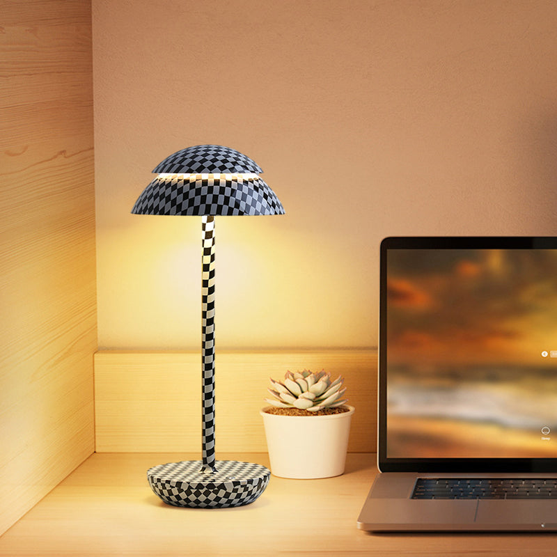 Cordless Portable Plastic Indoor Outdoor Rechargeable Table Lamp