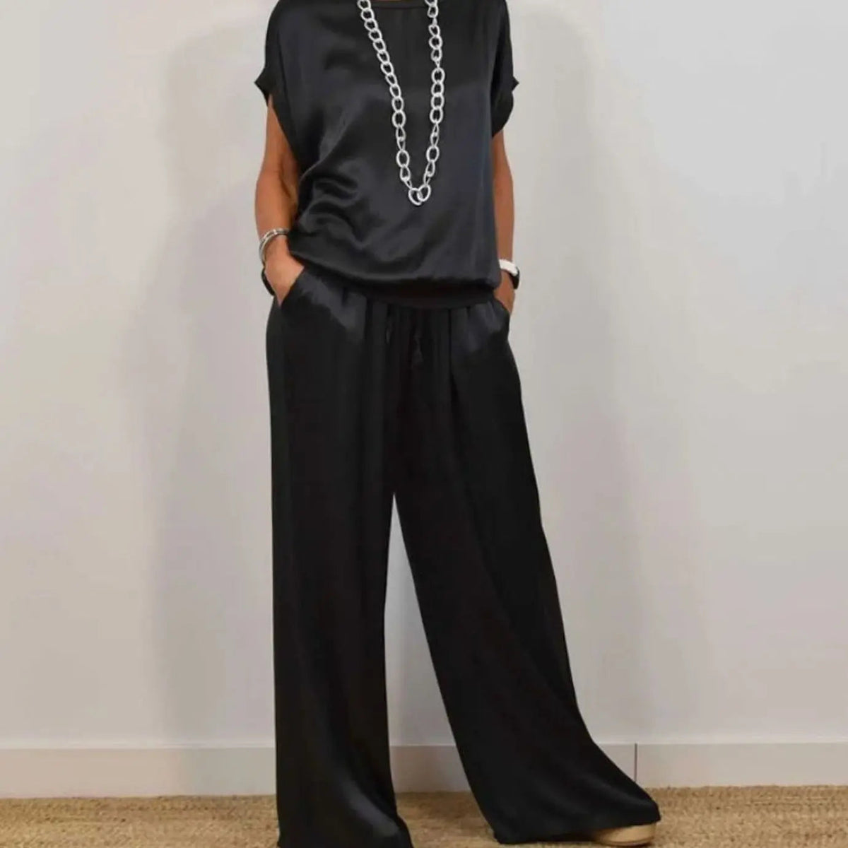 Women's Elegant Two-Piece Set Wide-Leg Trousers Cap-Sleeve Top Co-Ord