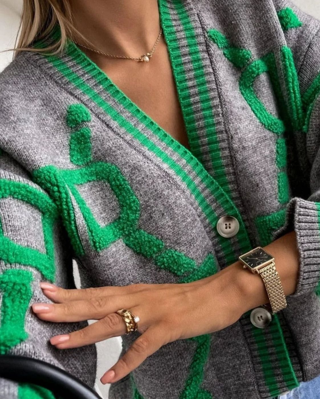 Women's Geometric Pattern Button-Up Knit Cardigan