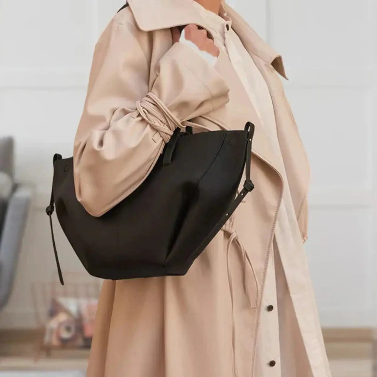 Women's Large Vintage Faux Leather Shoulder Tote Bag