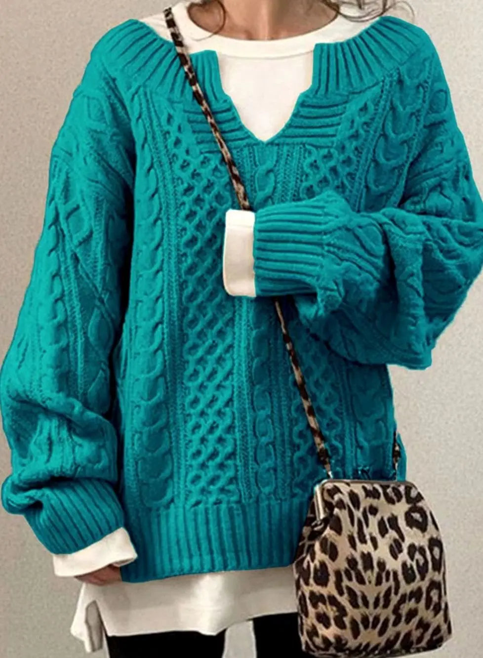 Women's Oversized Cable Knit Sweater V-Neck Layered Jumper