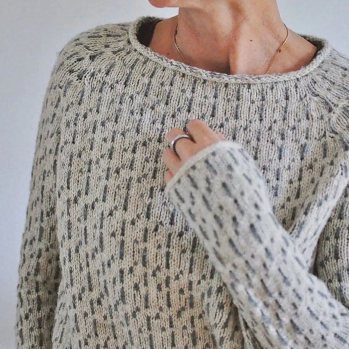Women's Relaxed-Fit Round Neck Textured Knit Sweater