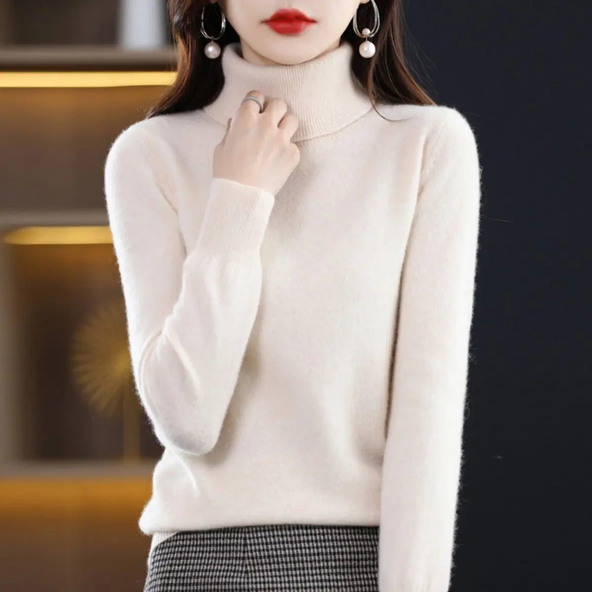 Women's Slim-Fit Cashmere Blend Turtleneck Jumper