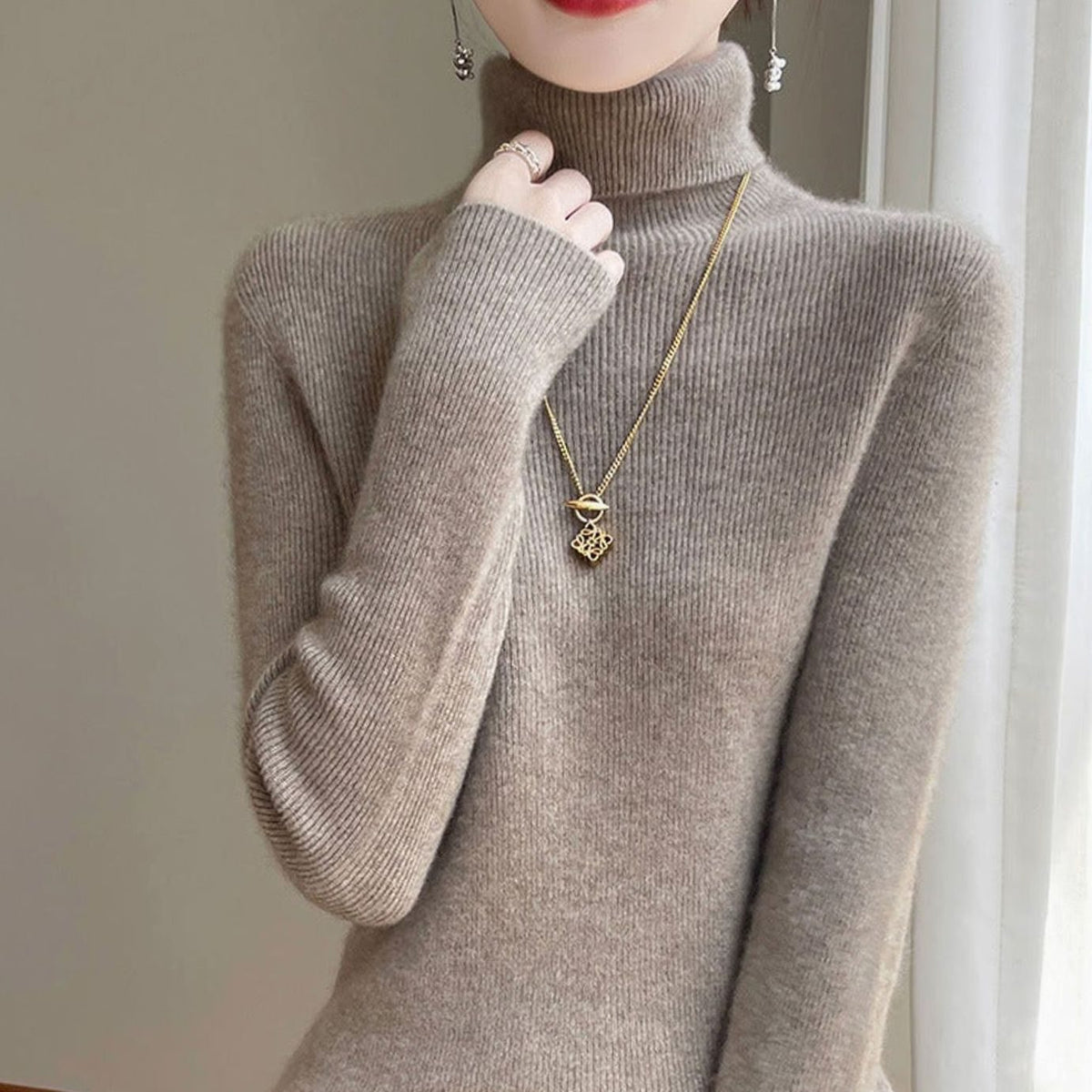 Women's Slim-Fit Ribbed Turtleneck Knit Jumper